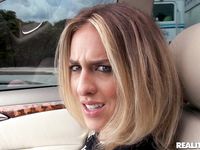 Bonnie Grey - Street Blowjobs