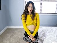 Sofie Reyez - Dad Crush