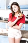 Monika - Watch4Beauty