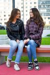 Lucy U, Varya - Club Seventeen