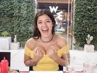 Lizbette Huerta - Ooh Mami Burger (Zishy)