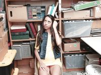 Victoria Vargaz - Shoplyfter