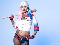 Kleio Valentien - Suicide Squad a XXX Parody - Photo #4