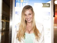 Kendra Sunderland - Zishy 1