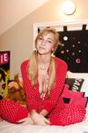 Kendra Sunderland - Extra Meows (Zishy)