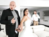 Kelsi Monroe - Brazzers Exxtra