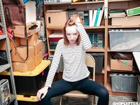 Katy Kiss - Shoplyfter