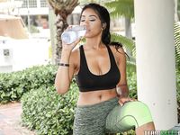 Jenna Foxx - The Real Workout