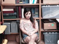 Jasmine Gomez - Shoplyfter