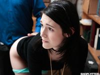 Ivy Aura - Shoplyfter