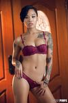Honey Gold - A Teasing Touch