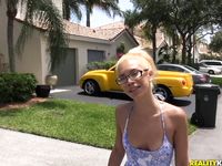 Giselle D' Ambrosio - Street Blowjobs - Photo #1