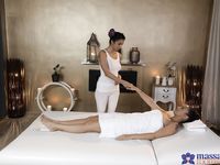 Foxxi Black, Claudia Bavel - Massage Rooms