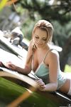 Emily Thorne - 21 Naturals