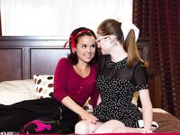 Dillion Harper & Lara Brookes - Show Me Yours (Penthouse)