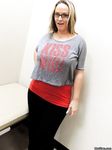 Dee Siren - Masturbating at the Mall