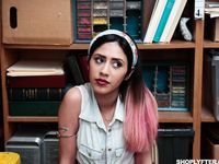 Angel Del Rey - Shoplyfter
