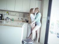 Alexis Crystal & Lucy Heart - Viv Thomas - Photo #1