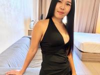 Beautiful Asian babe unveils her perky tits and her trimmed pussy - Photo #21
