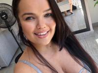 Amateur girl Mini Julieta takes self shots while wearing lingerie - Photo #4