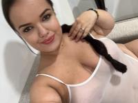 Pretty overweight midget Mini Julieta models for a non-nude solo shoot - Photo #9