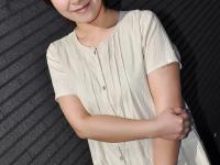 Chubby asian MILF Masae Shimatani undressing and playing with herself - Photo #2