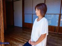 Asian granny Asami Fujiwara strips and facesits a guy on the floor - Photo #1