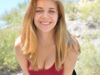 Pantyless amateur beauty Lindsey stripping and jogging nude in public - Photo #4