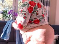 Chubby granny Marie Theres shows her big saggy tits & ass while changing - Photo #7