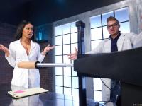 Ebony doctor Jenna J Foxx gets fucked by a machine and her colleague - Photo #9