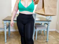 Sexy BBW Mandi May ends POV hardcore sex with a cumshot on her big ass - Photo #7