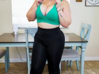 Sexy BBW Mandi May ends POV hardcore sex with a cumshot on her big ass - Photo #8