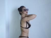 Incredibly sexy Asian model Rosy shows her phenomenal curves in her lingerie - Photo #13