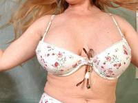 Mature teacher Lavender with big saggy tits gets naked in the classroom - Photo #5