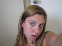 Busty amateur Nikki Morgan shows off her breathtaking big boobs up close - Photo #14