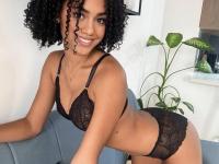 Latina chick Lisandra Official changes her swimwear during solo action - Photo #20