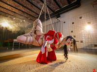 Japanese female Sakura Kurokawa is suspended from the ceiling by rope - Photo #13