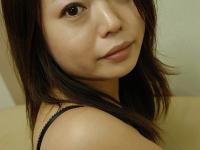 Asian MILF Mami Isoyama undressing and spreading her lower lips in close up - Photo #6