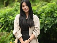 Asian teen Song Yuchuan gets her twat filled in lingerie after a city walk - Photo #1