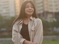 Asian teen Song Yuchuan gets her twat filled in lingerie after a city walk - Photo #4