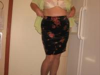 Old woman Girdle Goddess strips to pantyhose in her kitchen - Photo #4