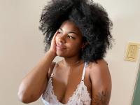 Ebony amateur flaunts her big booty while wearing her hair in a puff - Photo #10