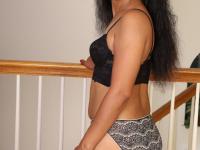 Over 30 woman Theresa Long gets on her knees while making her nude debut - Photo #7