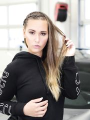 Naomi Bennet - TmwVRnet