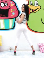 Megan Rain - Backdoor Baddies #02