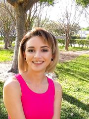 Lola Fae - Street Blowjobs