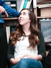 Lexi Lovell - Shoplyfter