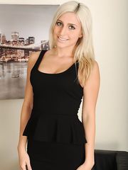 Xandra Sixx - Karup's Hometown Amateurs