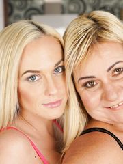 Vinna Reed, Pam Pink - Old Young Lesbian Love