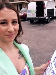 Kylie Rose - Street Blowjobs